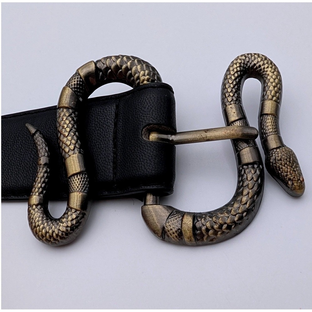 Womens Black Faux Leather Snake Buckle Belt Antique Brass Tone S/M